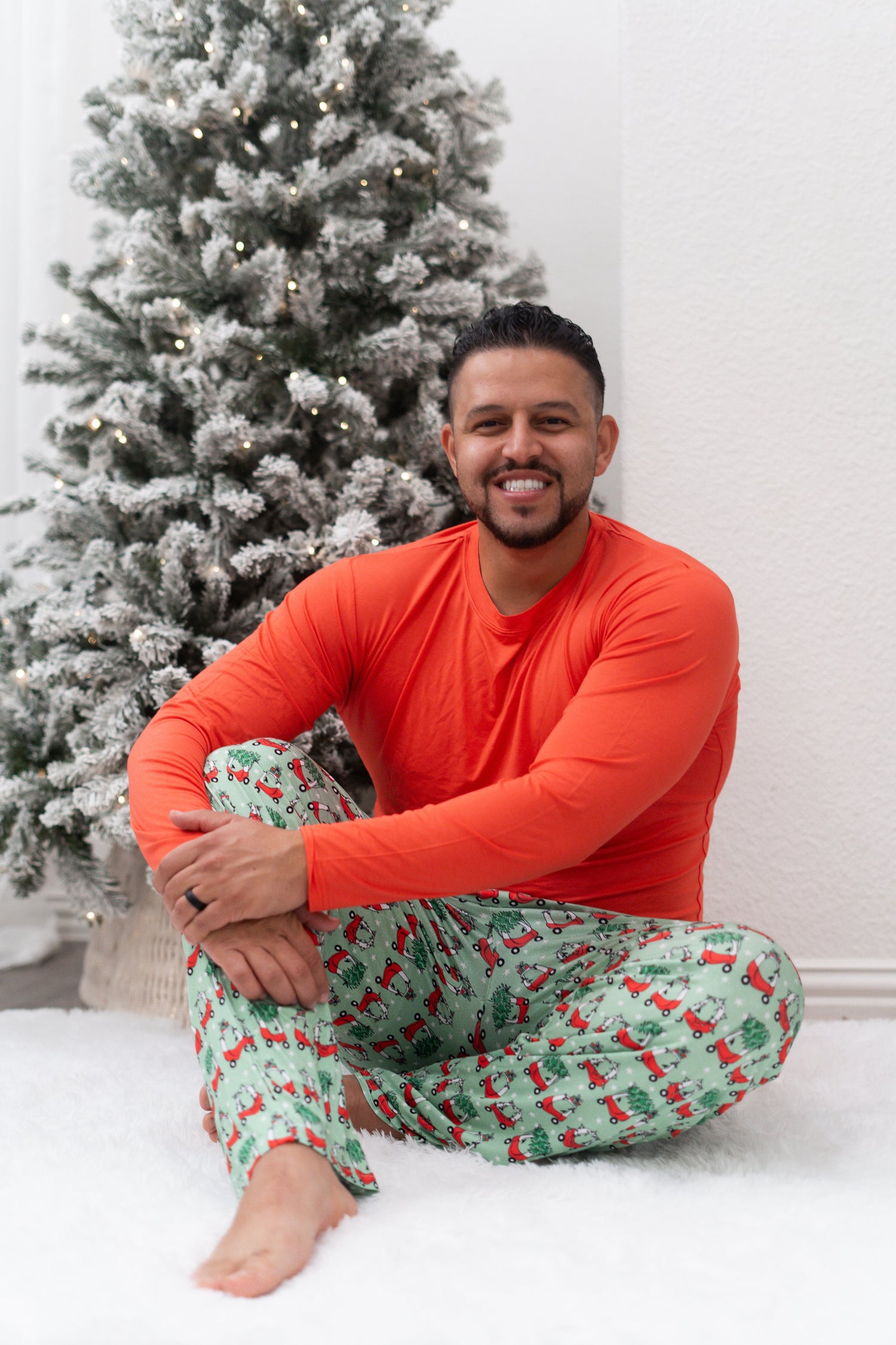 DREAM BIG LITTLE CO MERRY LITTLE CHRISTMAS MEN'S DREAM SETEveretts Place