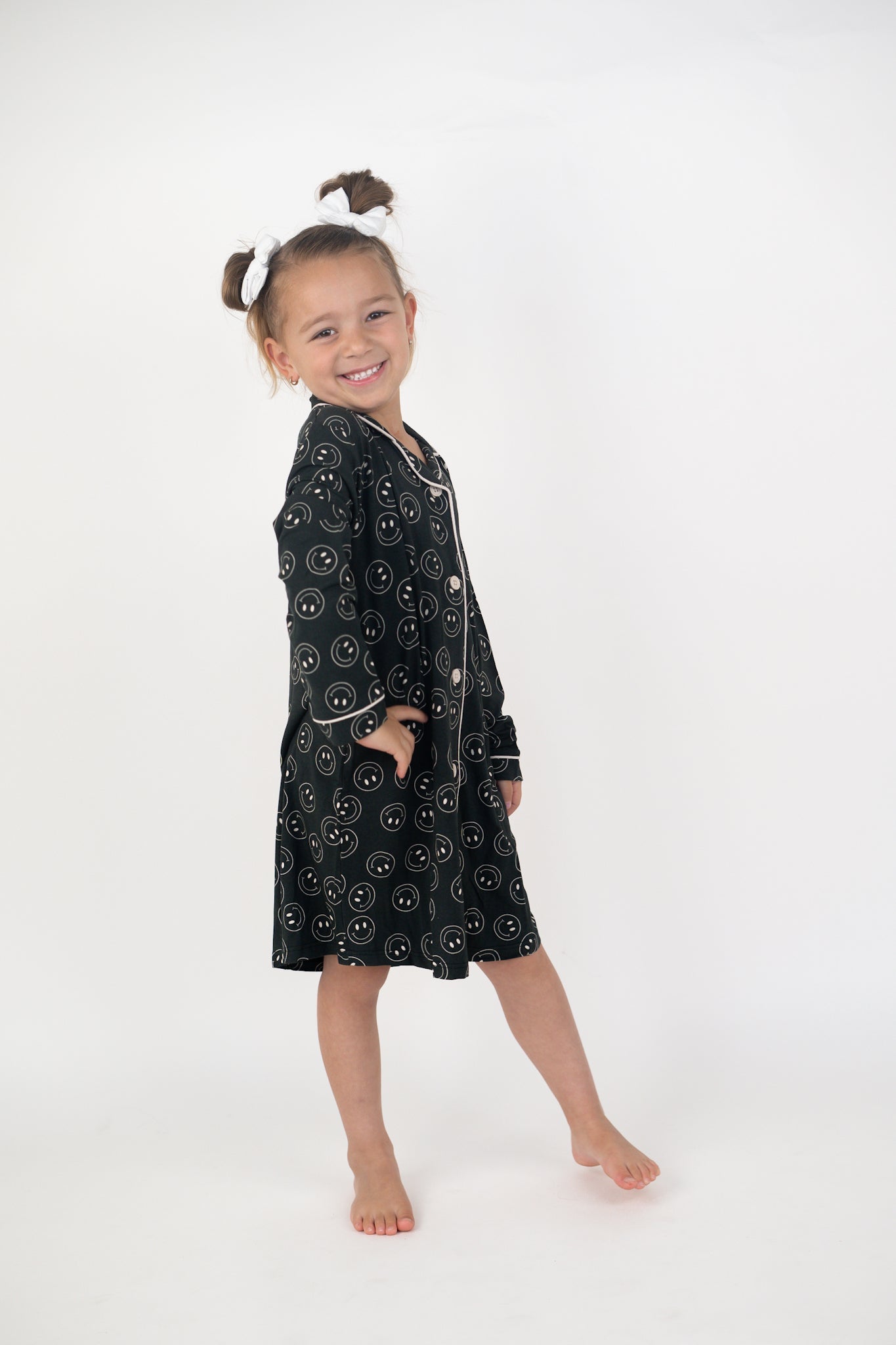 DREAM BIG LITTLE CO MIDNIGHT SMILES GIRL'S DREAM GOWNEveretts Place
