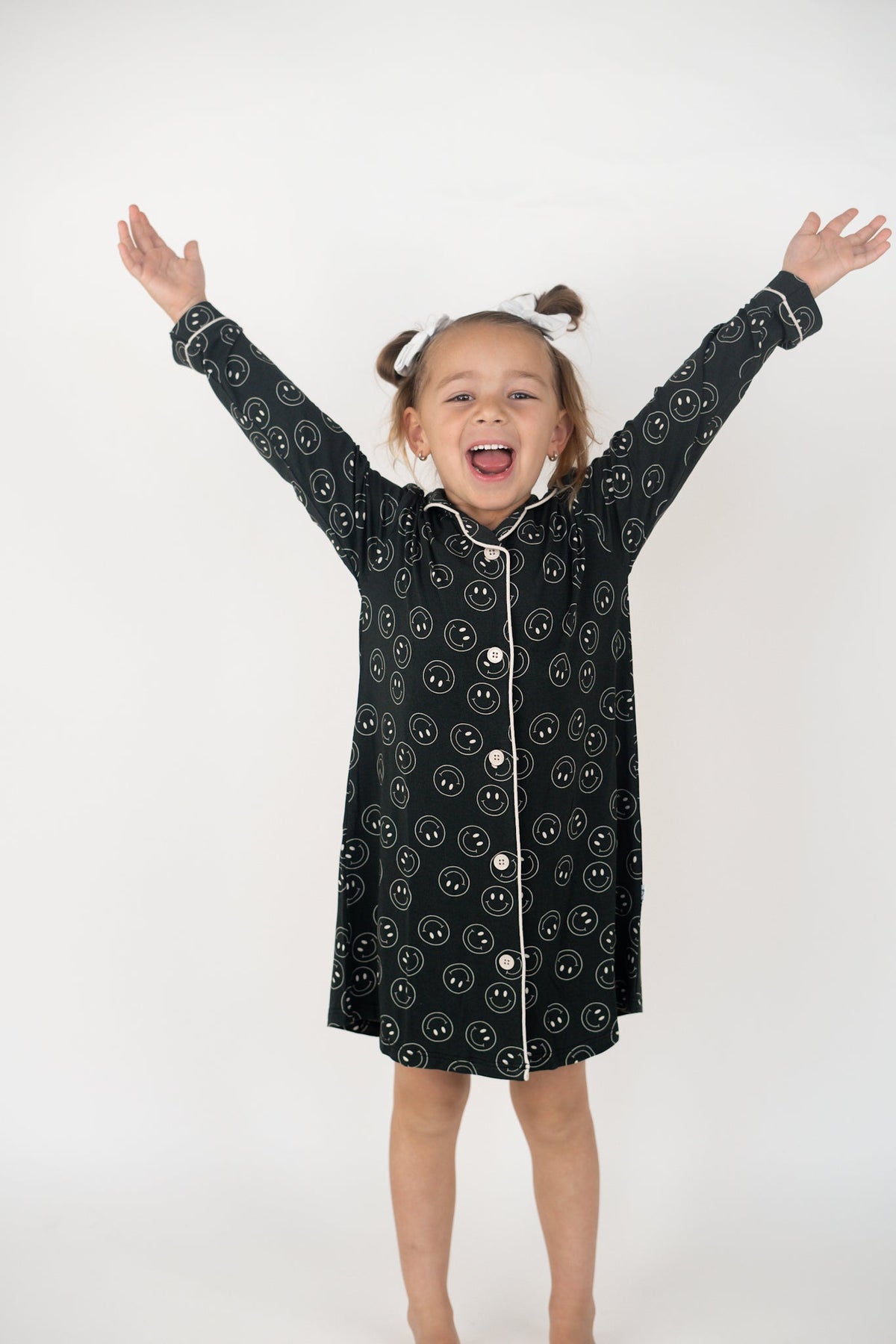 DREAM BIG LITTLE CO MIDNIGHT SMILES GIRL'S DREAM GOWNEveretts Place