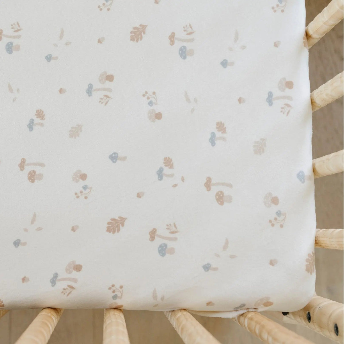 Saranoni MINKY STRETCH LUXE CRIB SHEETS - 