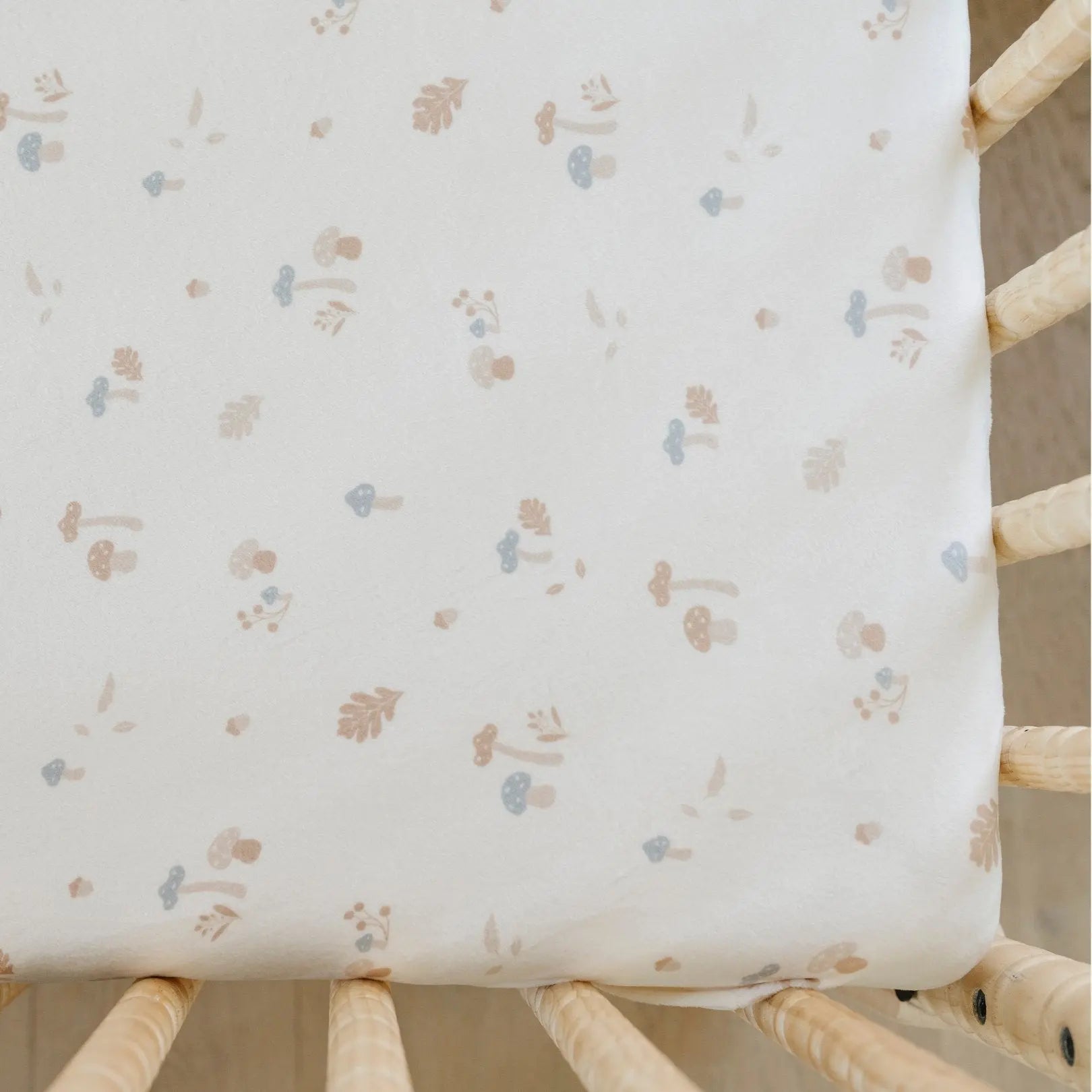 Saranoni MINKY STRETCH LUXE CRIB SHEETS - 