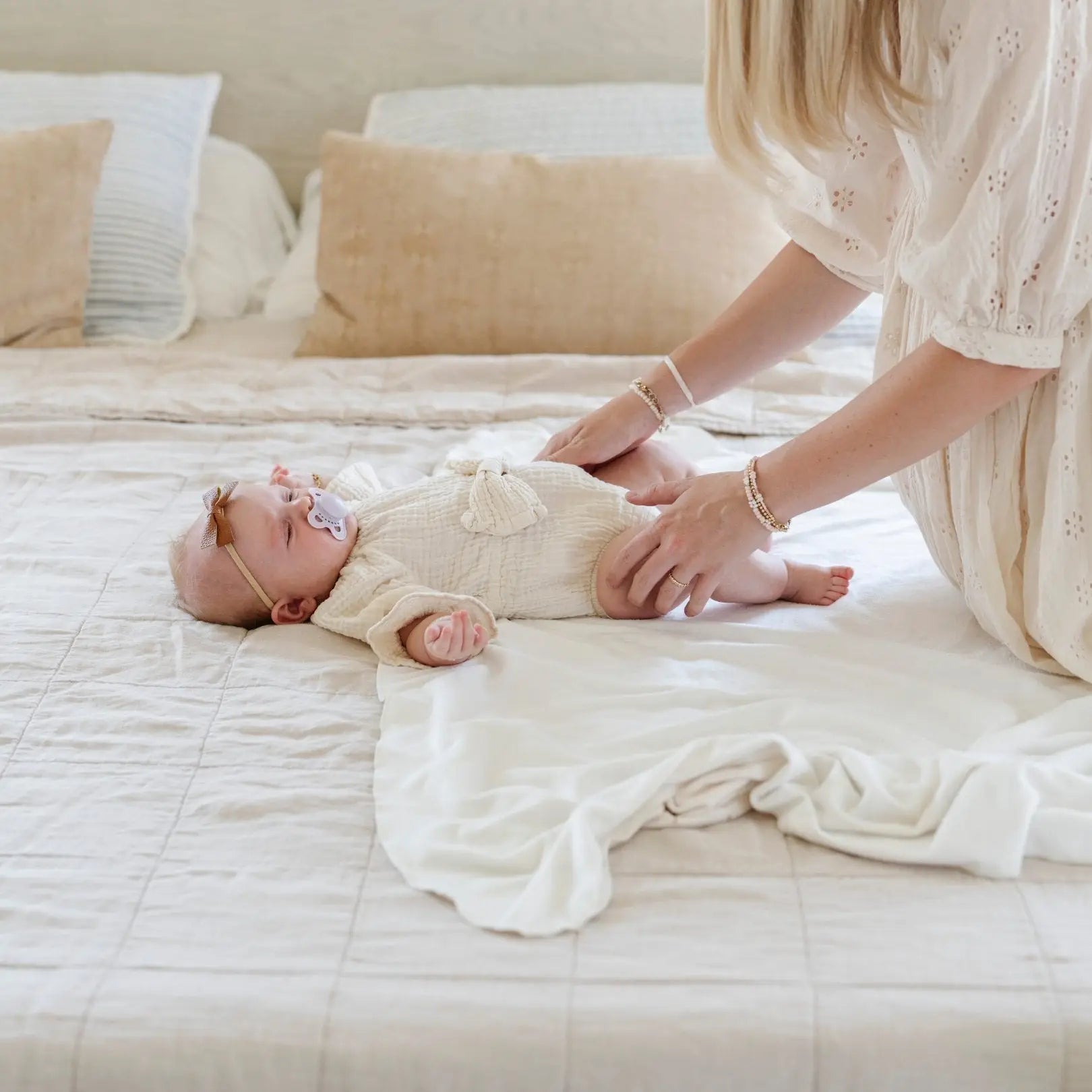 Saranoni MINKY STRETCH LUXE SWADDLE/BLANKET - 