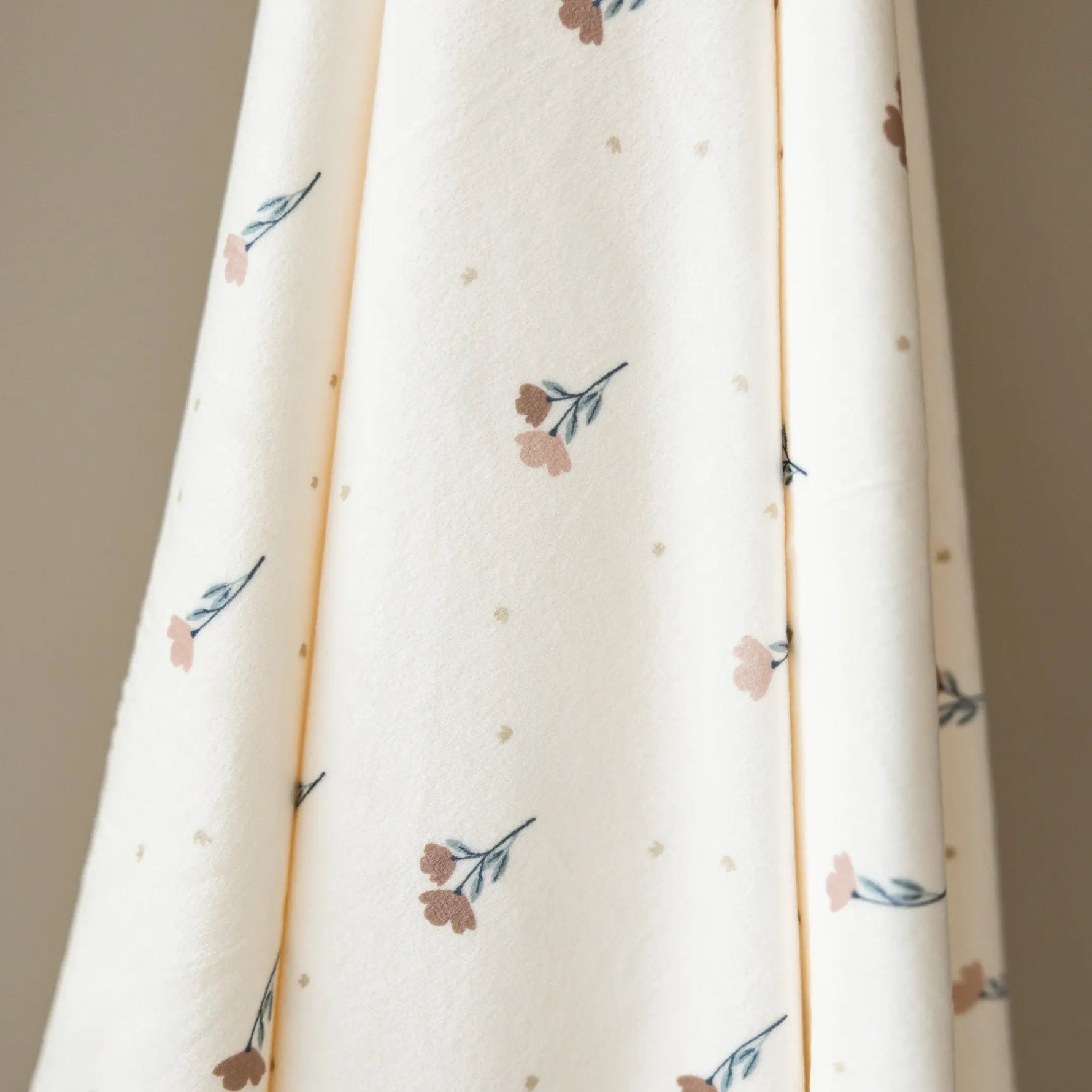 Saranoni MINKY STRETCH LUXE SWADDLE/BLANKET - 