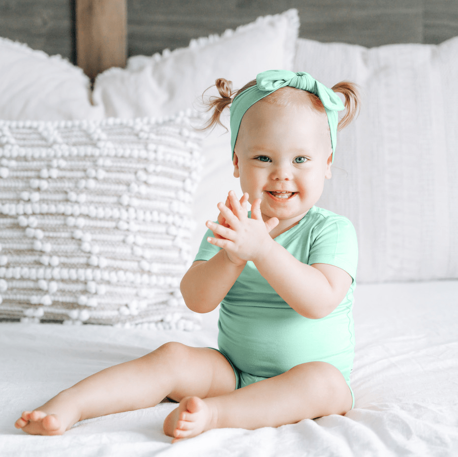 MINT DREAM BOW - Baby & Toddler Clothing, Hand, Eye, Child, Finger | Everetts Place