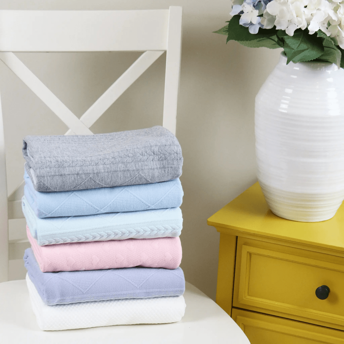 Mint Knit Baby Blanket Soft Fabric Nursery Gift for Newborns - Everetts Place