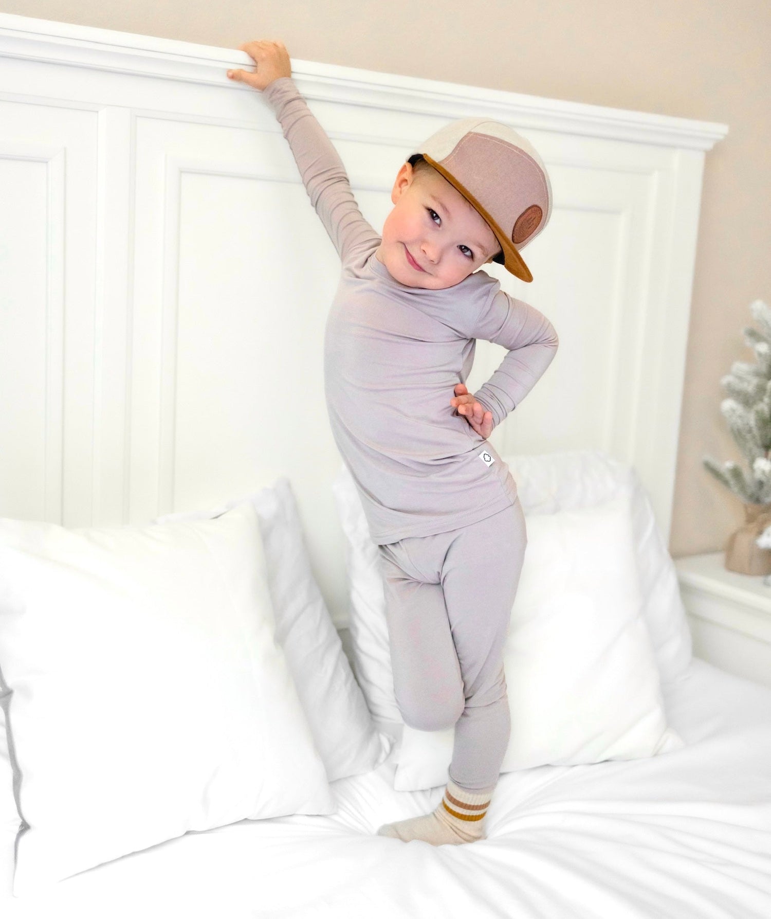 DREAM BIG LITTLE CO MOCHA DREAM SETEveretts Place