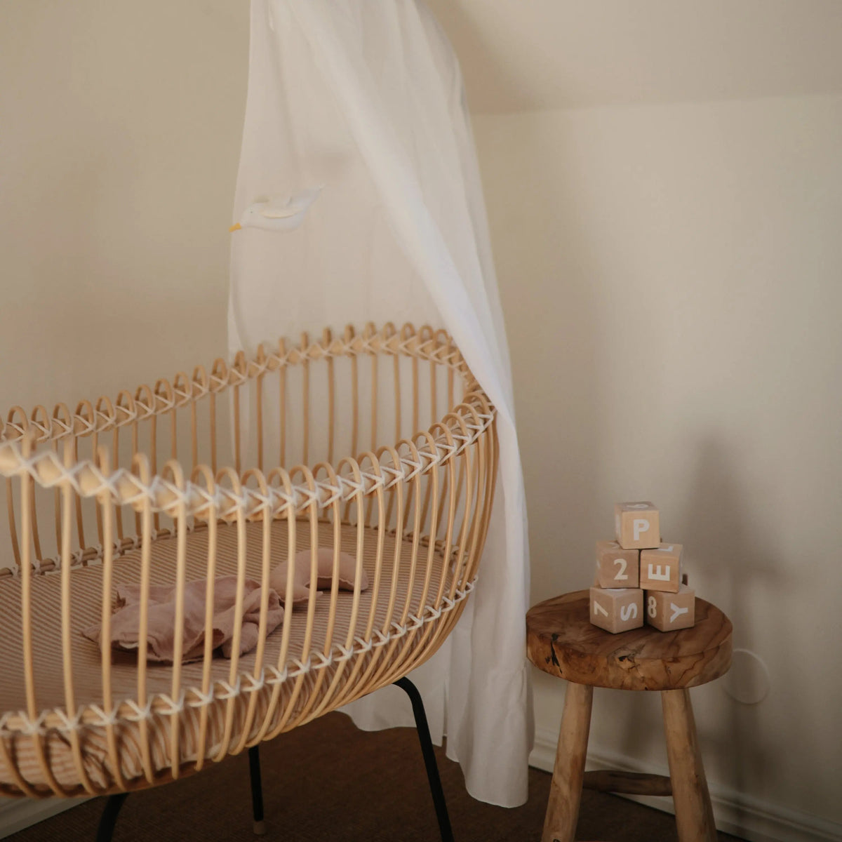 Mushie Moon Lovey Blanket - 