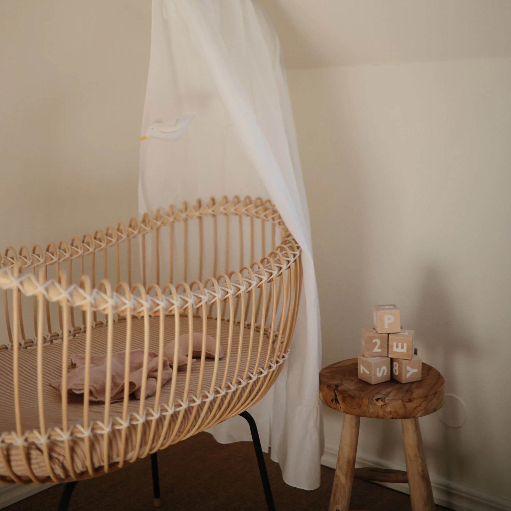 Mushie Moon Lovey Blanket - 