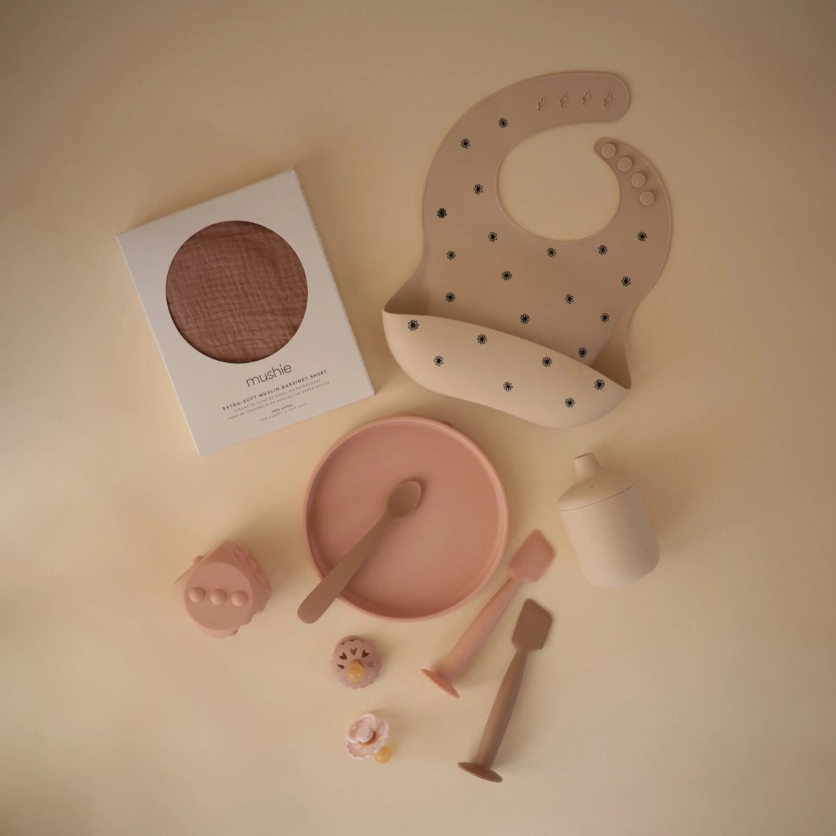 Mushie Mushie Dice Press Toy for Fine Motor Skill Development and Learning - Everetts Place Boutique - 