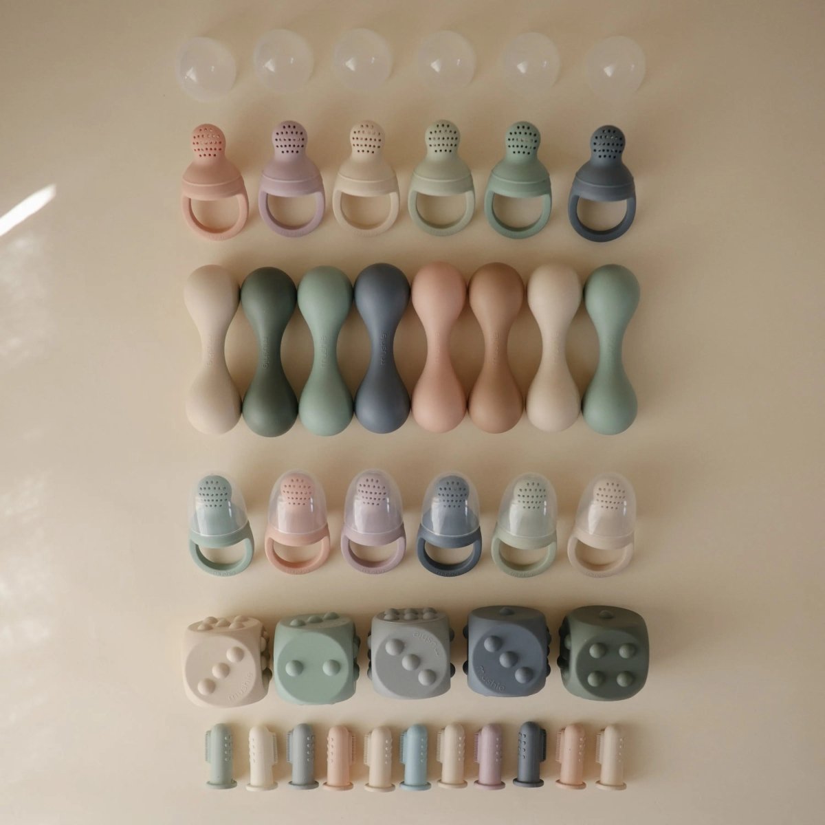 Mushie Mushie Dice Press Toy for Fine Motor Skill Development and Learning - Everetts Place Boutique - 