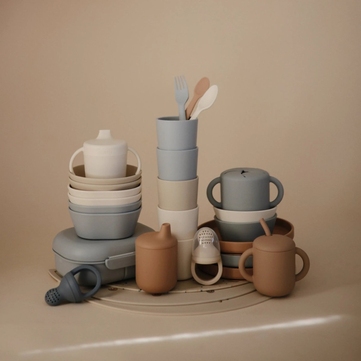 Mushie Mushie Plastic Dinnerware Cups Lightweight Non Toxic Designed for Kids - Everetts Place Boutique - 