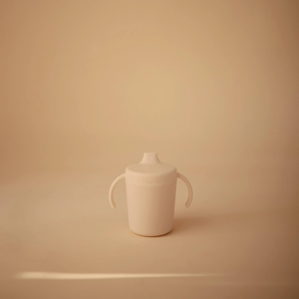 Mushie Mushie Trainer Sippy Cup Dishwasher and Microwave Safe with Easy Grip Handles - Everetts Place Boutique - 