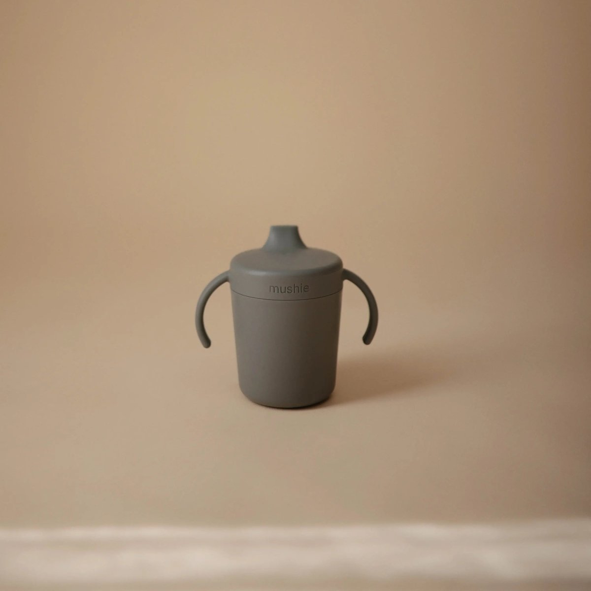 Mushie Mushie Trainer Sippy Cup Dishwasher and Microwave Safe with Easy Grip Handles - Everetts Place Boutique - 