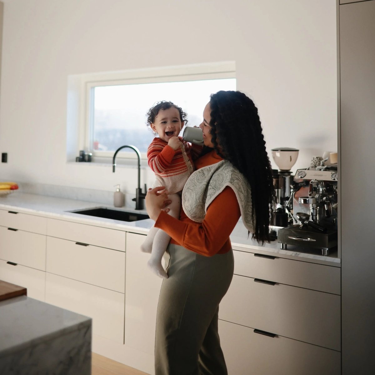 Mushie Mushie Trainer Sippy Cup Dishwasher and Microwave Safe with Easy Grip Handles - Everetts Place Boutique - 