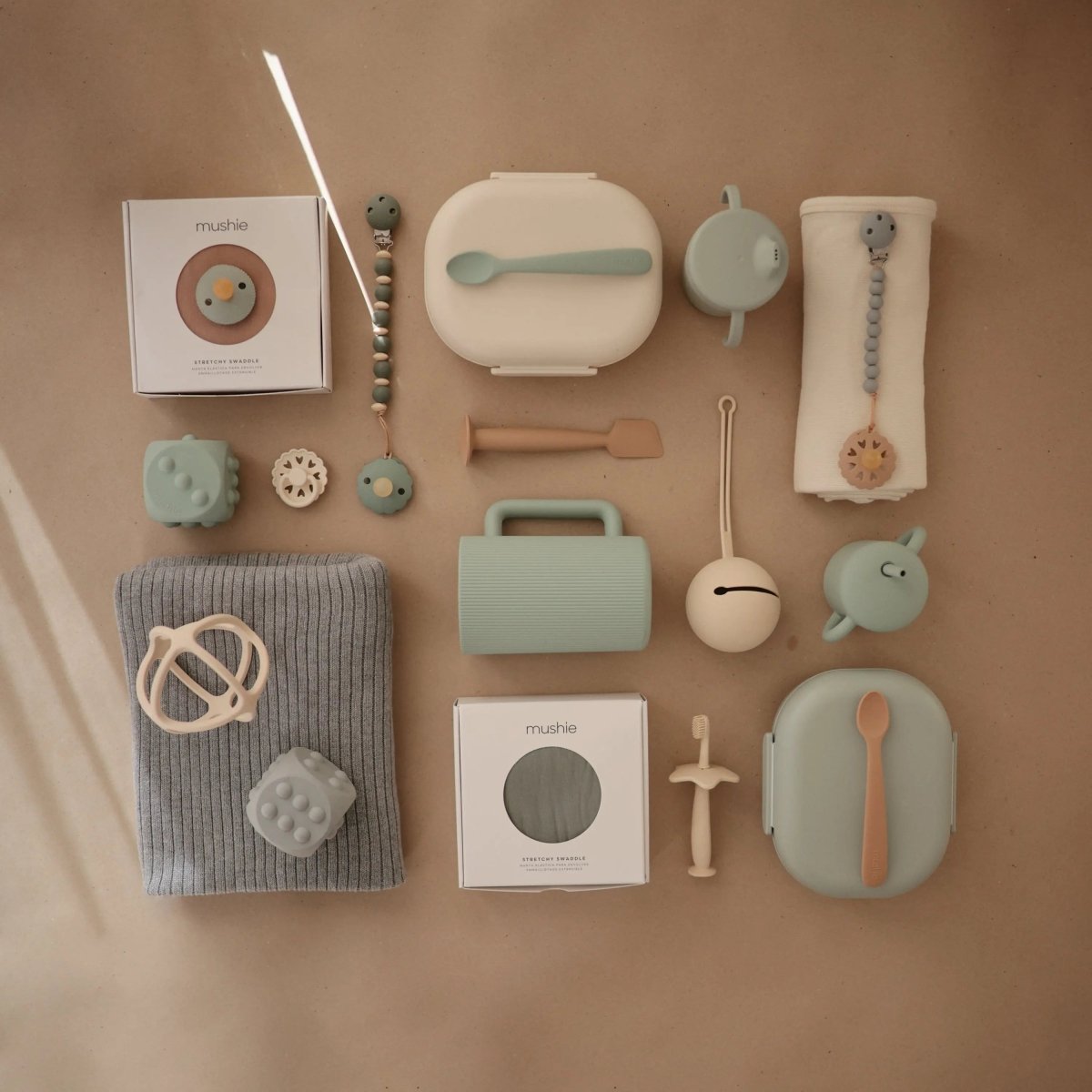 Mushie Mushie Trainer Sippy Cup Dishwasher and Microwave Safe with Easy Grip Handles - Everetts Place Boutique - 