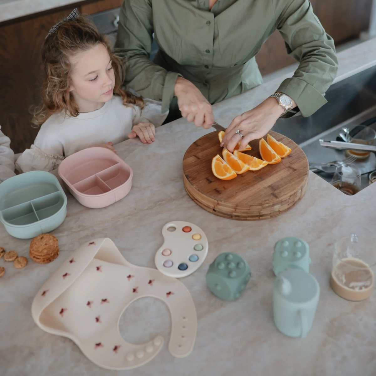 Mushie Mushie Trainer Sippy Cup Dishwasher and Microwave Safe with Easy Grip Handles - Everetts Place Boutique - 