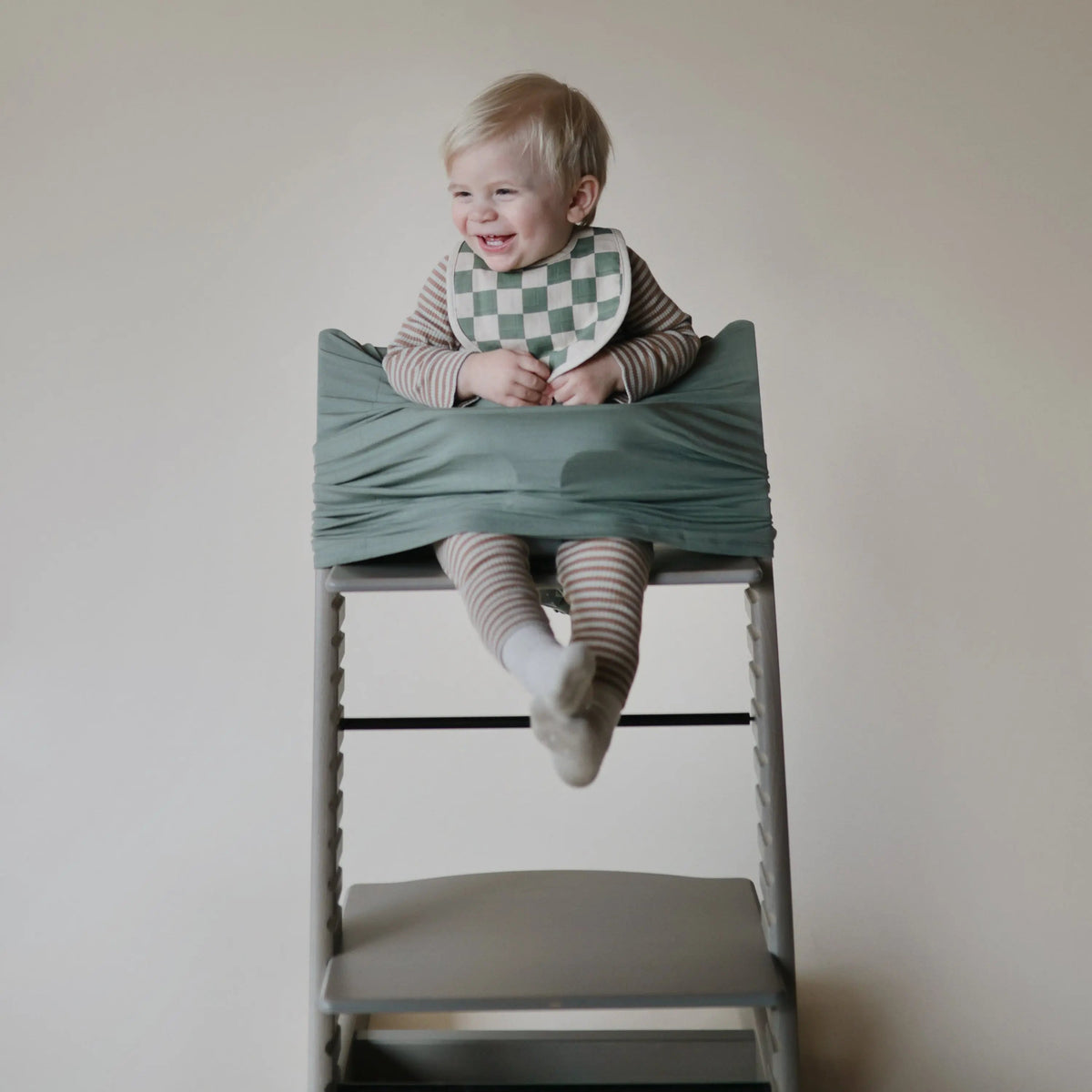 Mushie Muslin Bib - 