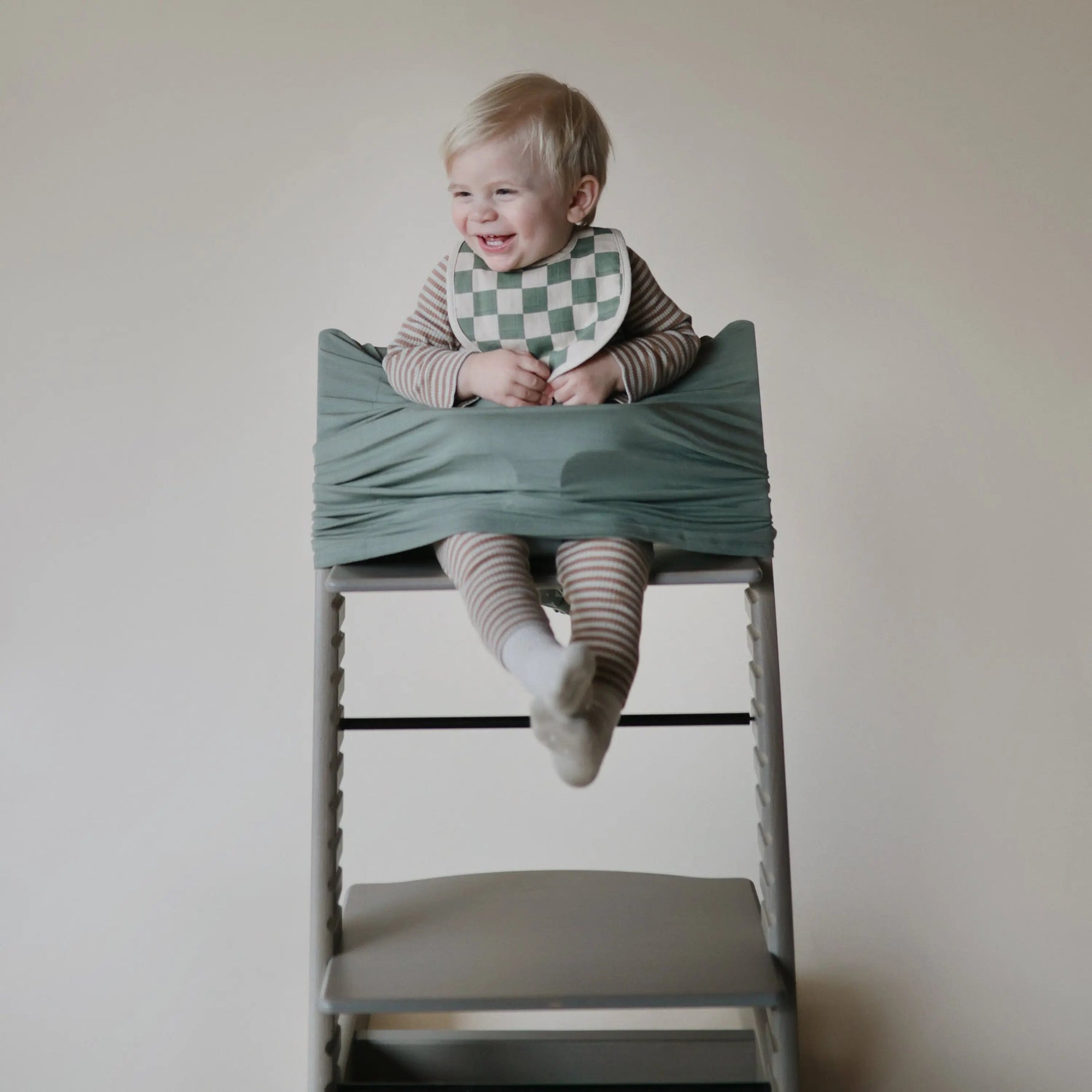 Mushie Muslin Bib - 