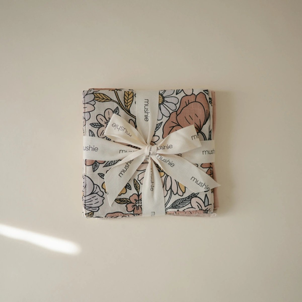 Mushie Muslin Cotton Washcloths Made of 100 Percent Organic Cotton - Everetts Place Boutique - 