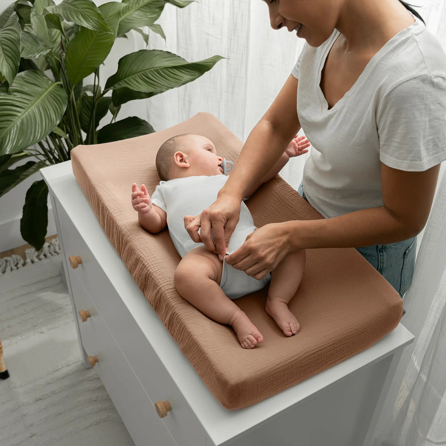 Comfy Cubs Muslin Fitted Changing Pad Cover, 1 Pack - 