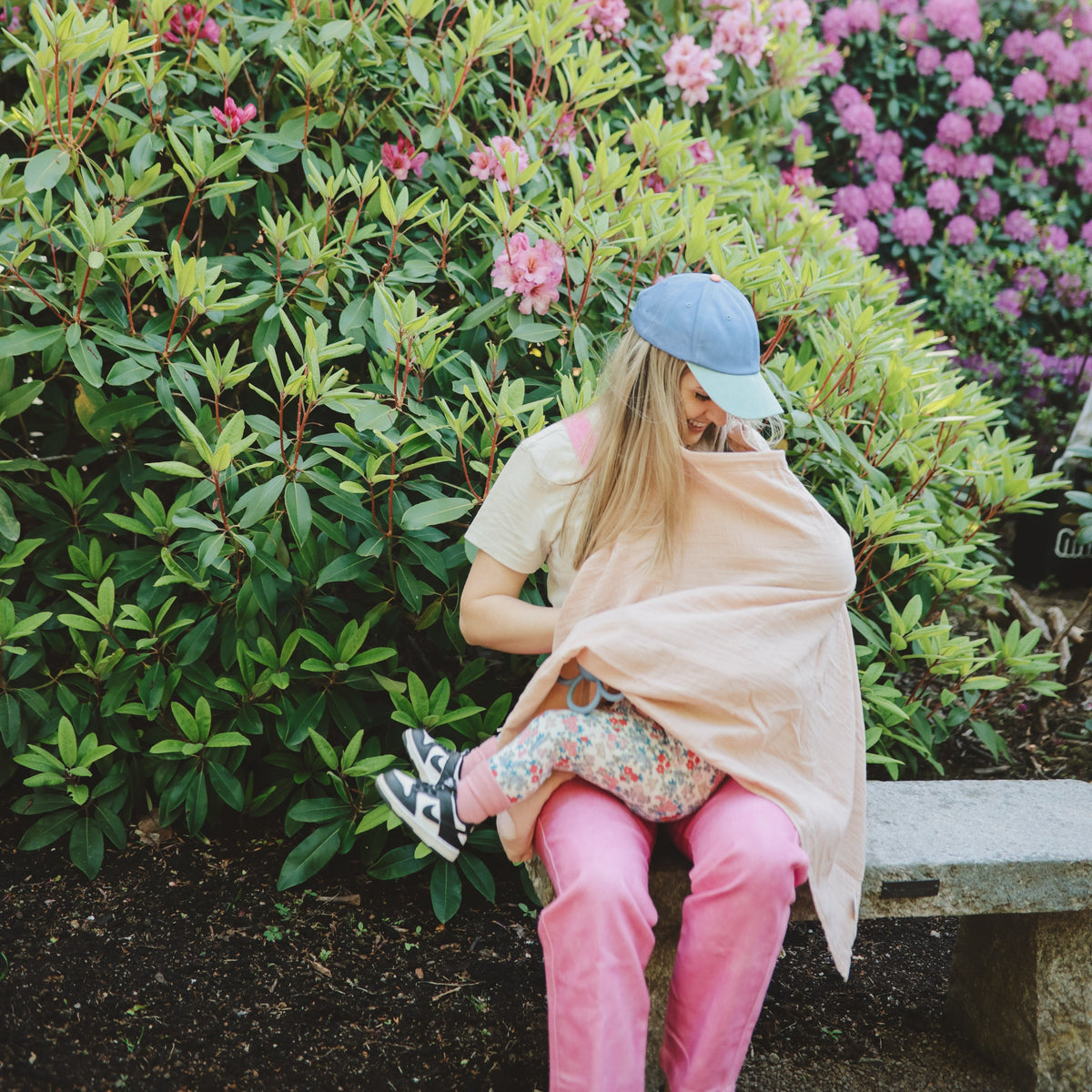 Mushie Muslin Nursing Cover