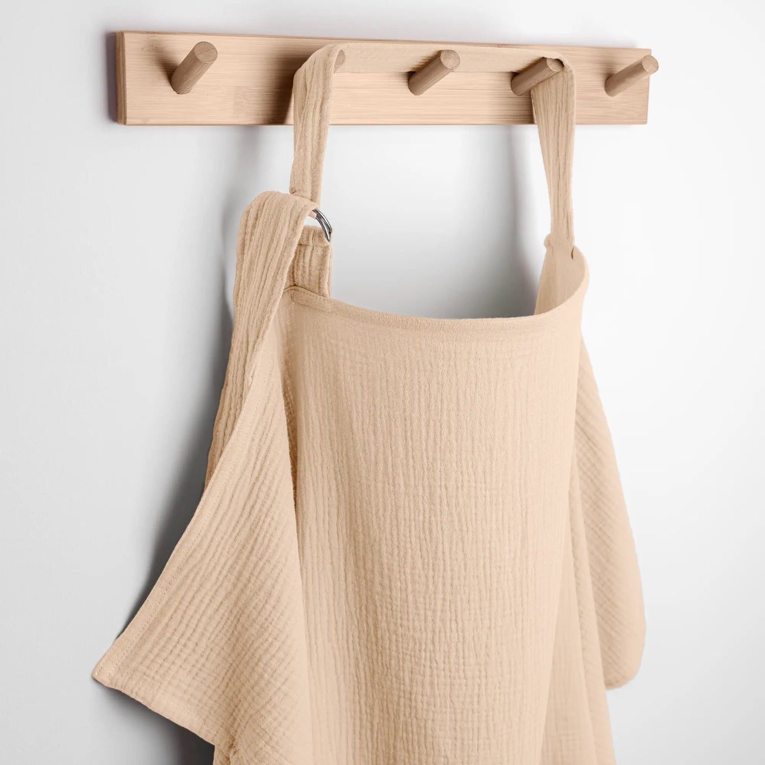 Comfy Cubs Muslin Nursing Cover, Pack of 1 in Cream - 