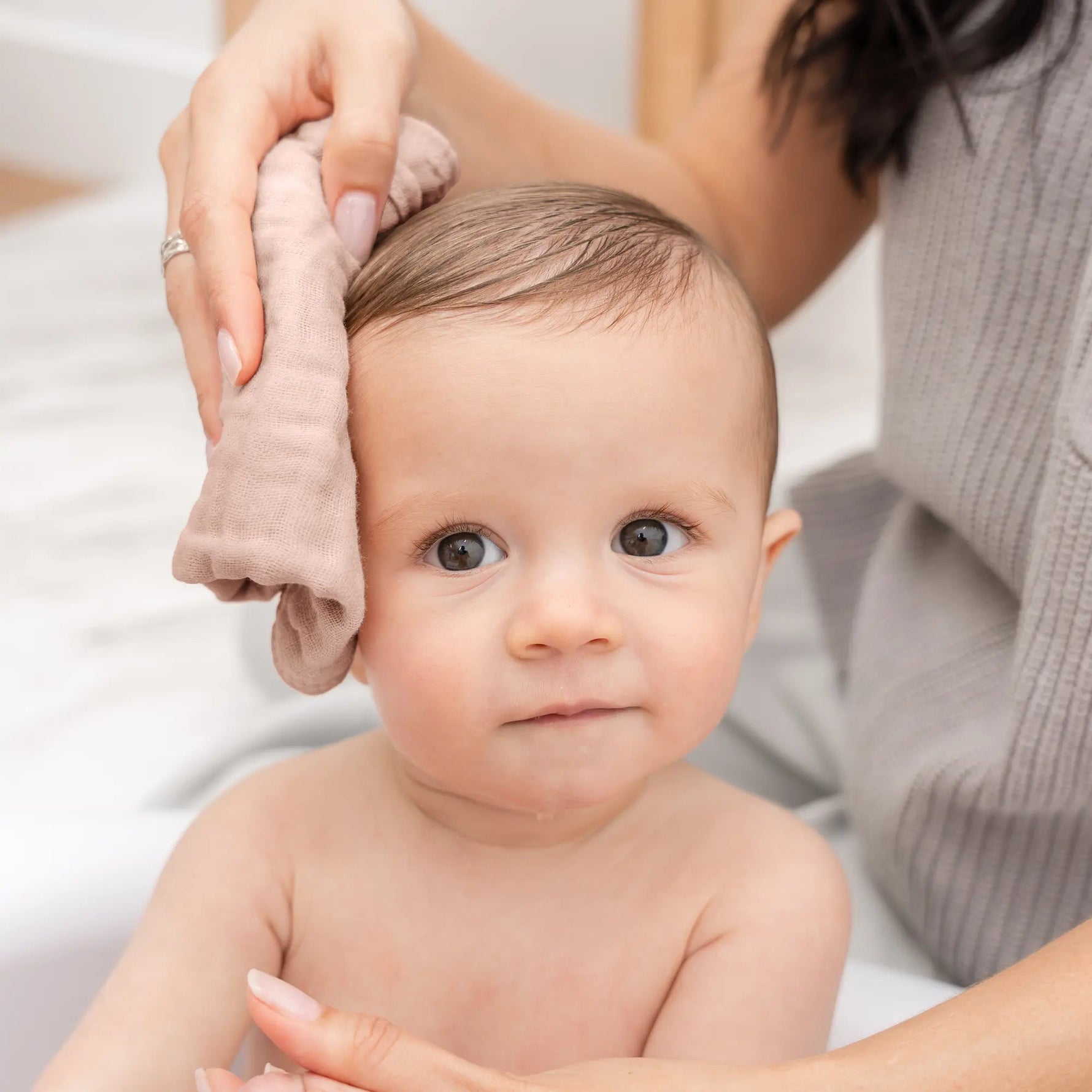 Comfy Cubs Muslin Washcloths in Blush - 