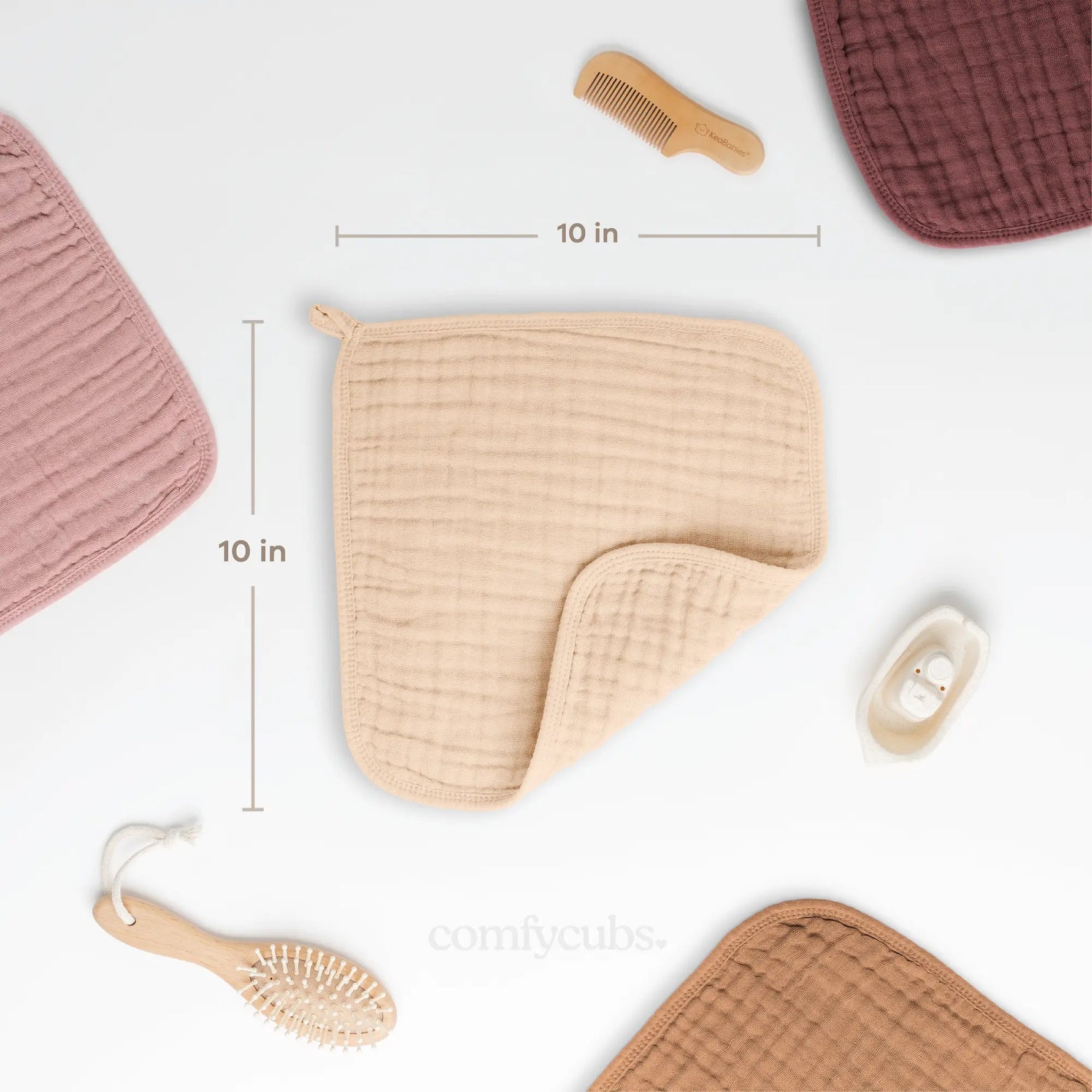 Comfy Cubs Muslin Washcloths in Cream - 