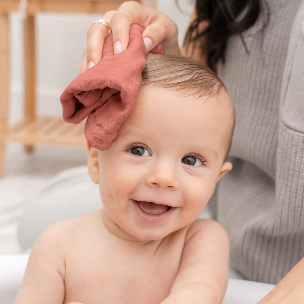 Comfy Cubs Muslin Washcloths in Dusty Rose - 