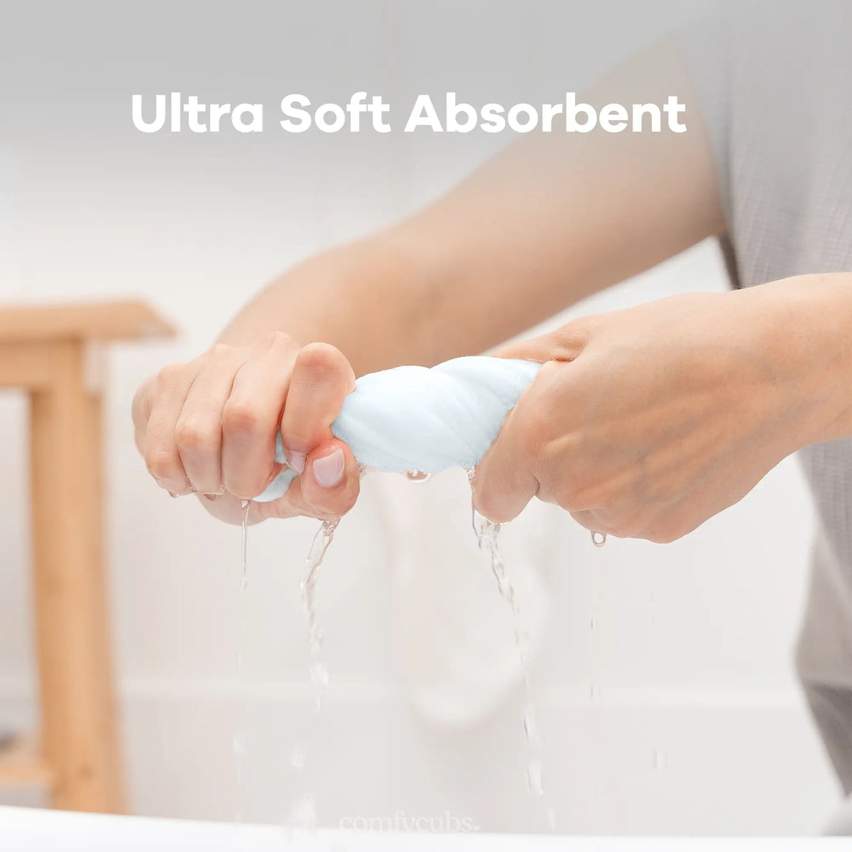 Comfy Cubs Muslin Washcloths in White - 