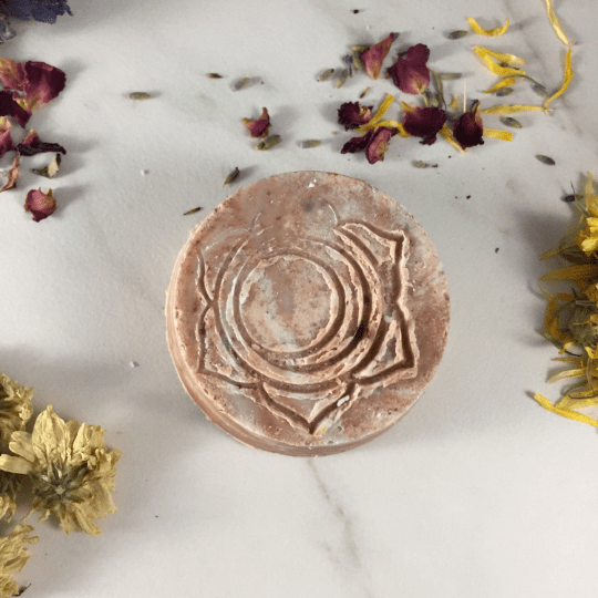 Natural Ylang Ylang Soap with Jasmine and Lavender for Relaxing Spa Experience - Everetts Place