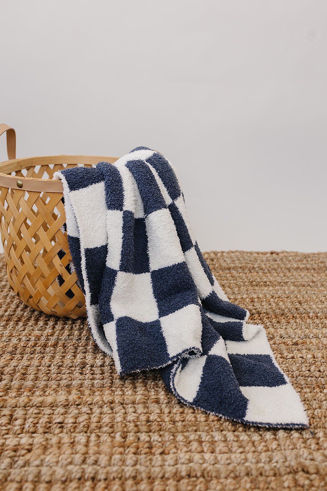 Mebie Baby Navy Checkered Plush Baby and Toddler Swaddling Blanket - 