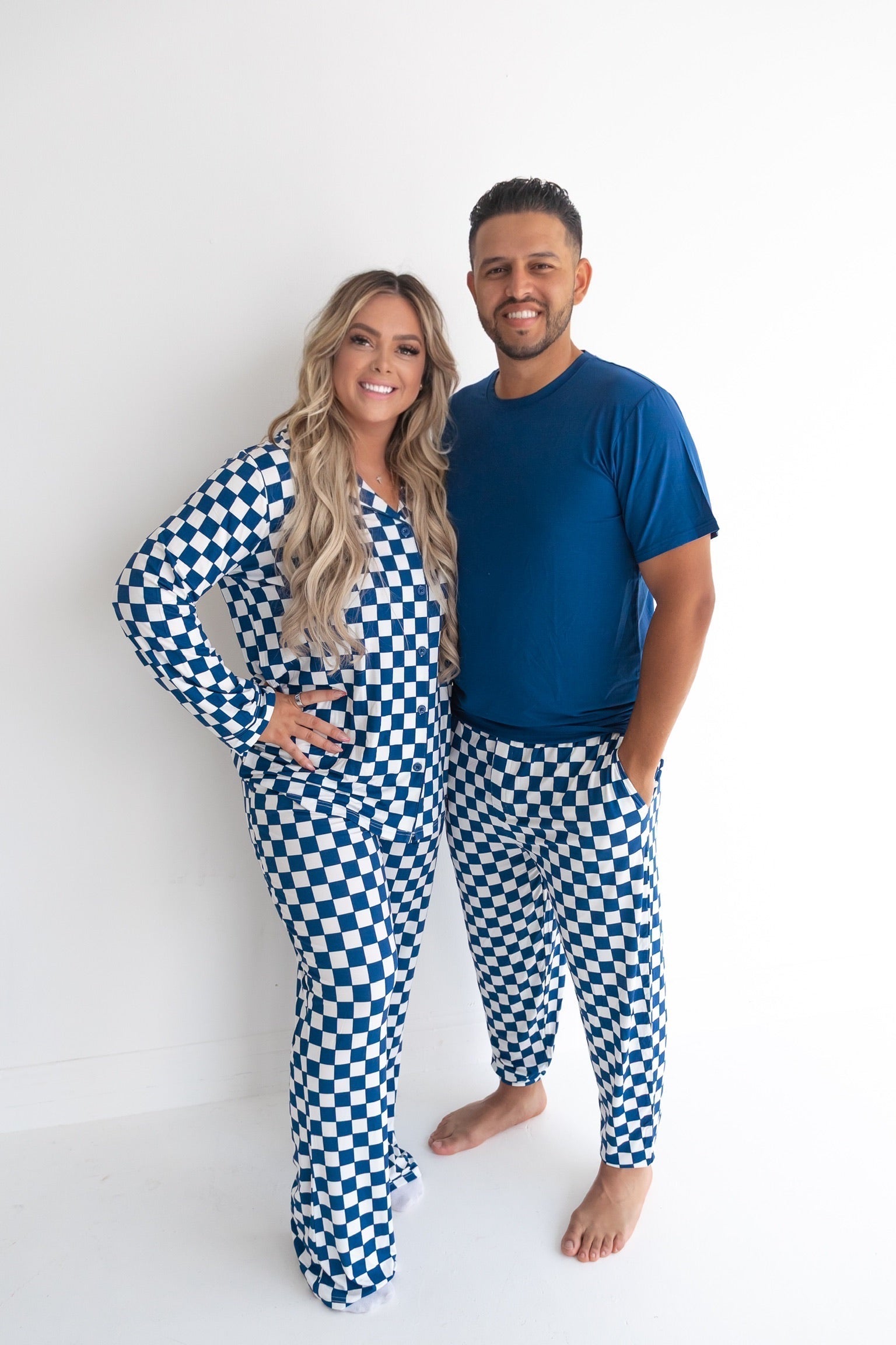 DREAM BIG LITTLE CO NAVY CHECKERS MEN'S DREAM JOGGER SETEveretts Place