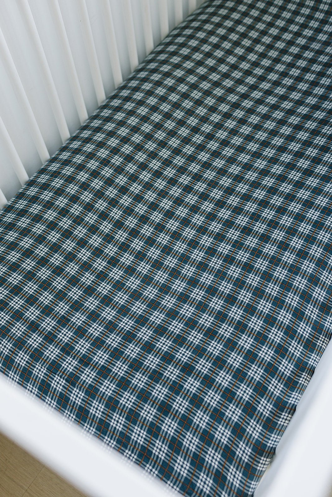 Mebie Baby Navy Plaid Muslin Crib Sheet Soft Breathable Baby Bedding - 