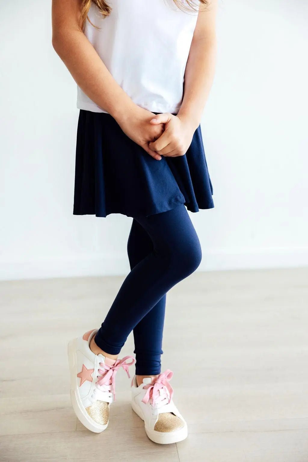 Mila & Rose ® Navy Twirl Skegging - 