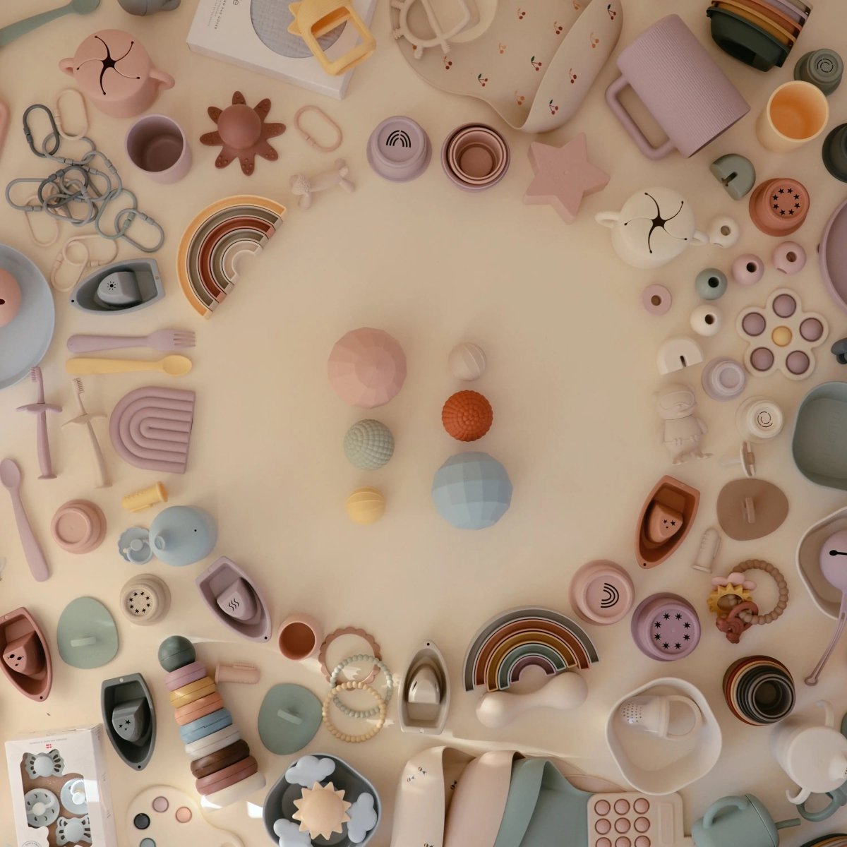 Mushie Nesting Spheres Sensory Toy for Tactile Exploration and Development - Everetts Place Boutique - 