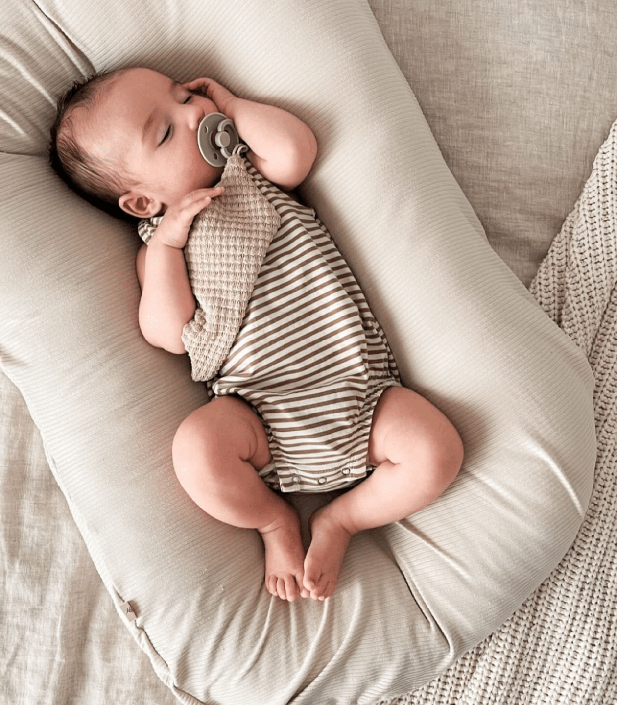Little Mae & Co Oat Ribbed Baby Lounger CoverEveretts Place