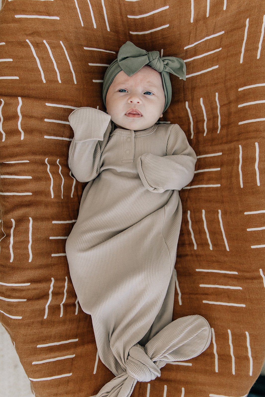 Mebie Baby Oatmeal Organic Cotton Ribbed Knot Gown - 