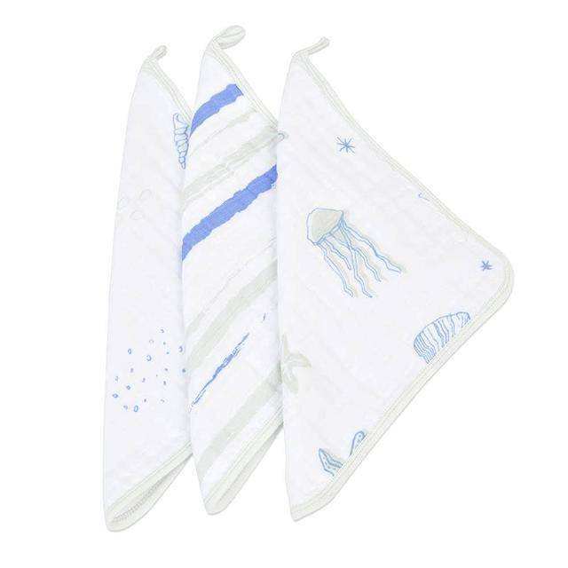 Ocean Cotton MuslinClean and pamper your skin with ease using our Ocean Cotton Muslin Washcloth Set. These generously sized washcloths are made from 100% plush cotton, providing a softEveretts Place: Online Boutique 