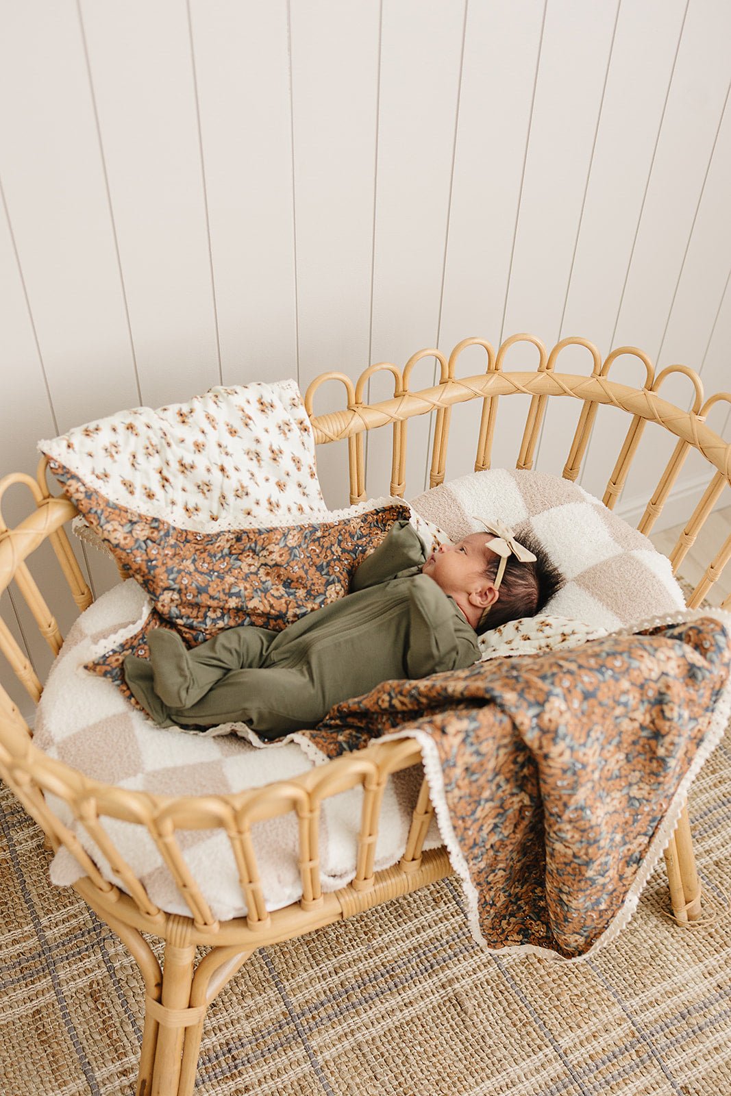 Mebie Baby Olive Bamboo Footed Zipper - 