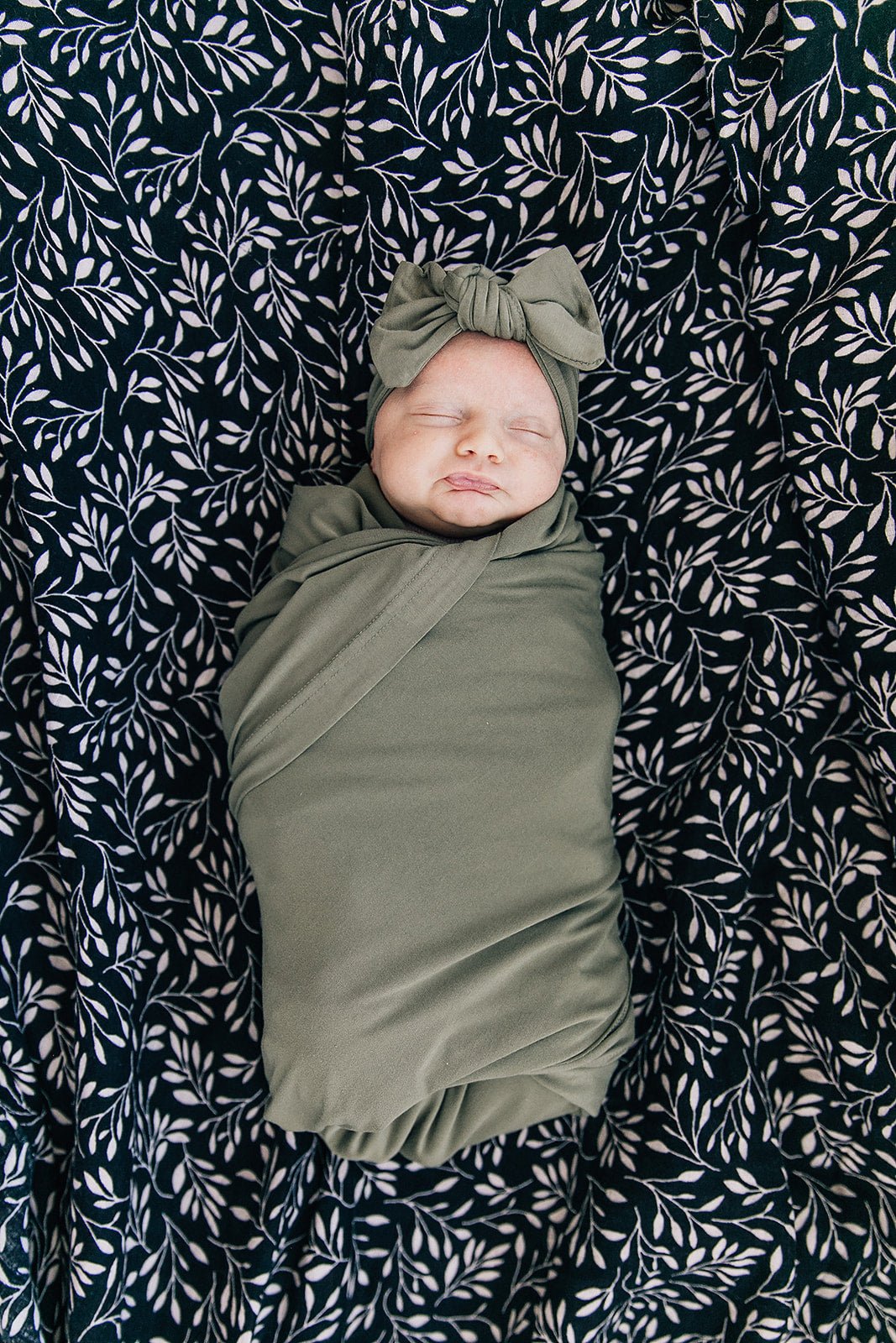 Mebie Baby Olive Bamboo Swaddle Hat and Head Wrap Set for Newborns 0 to 3 Months - 