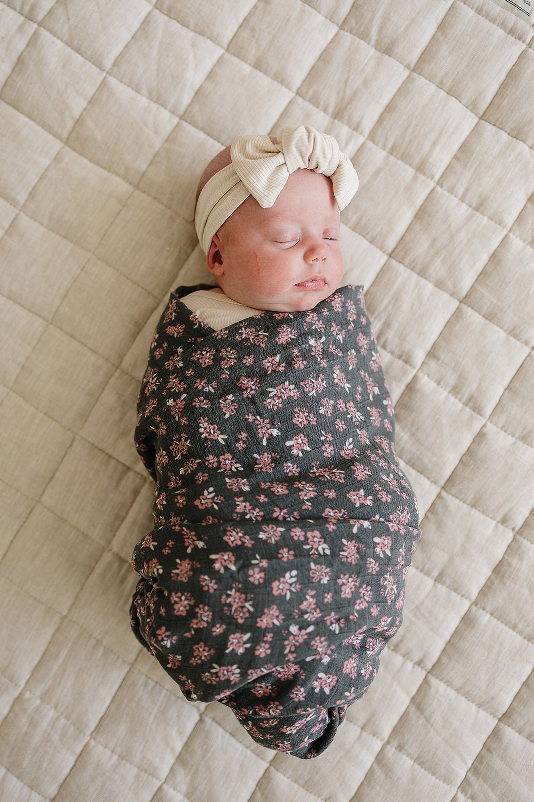 Mebie Baby Olive Bloom Muslin Swaddle Blanket - 