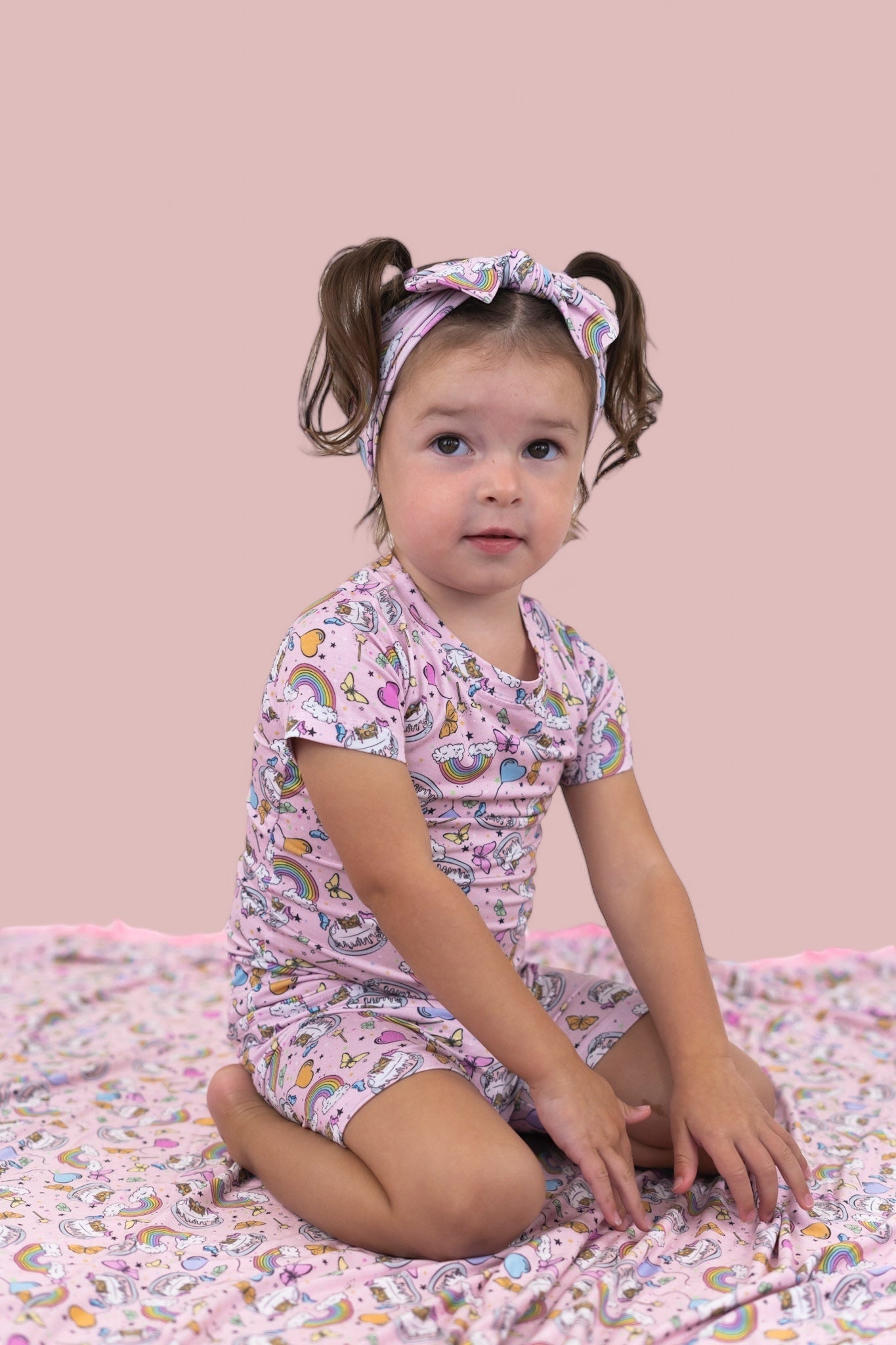 DREAM BIG LITTLE CO ONCE UPON A BIRTHDAY DREAM SHORT SETEveretts Place