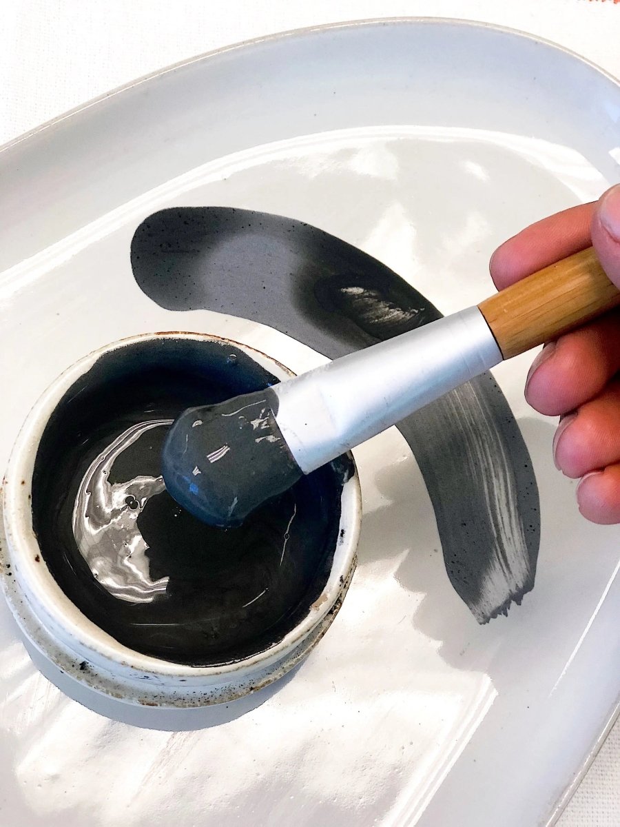 Organic Charcoal Mask with Detoxifying Ingredients for Clear Glowing Skin - Everetts Place