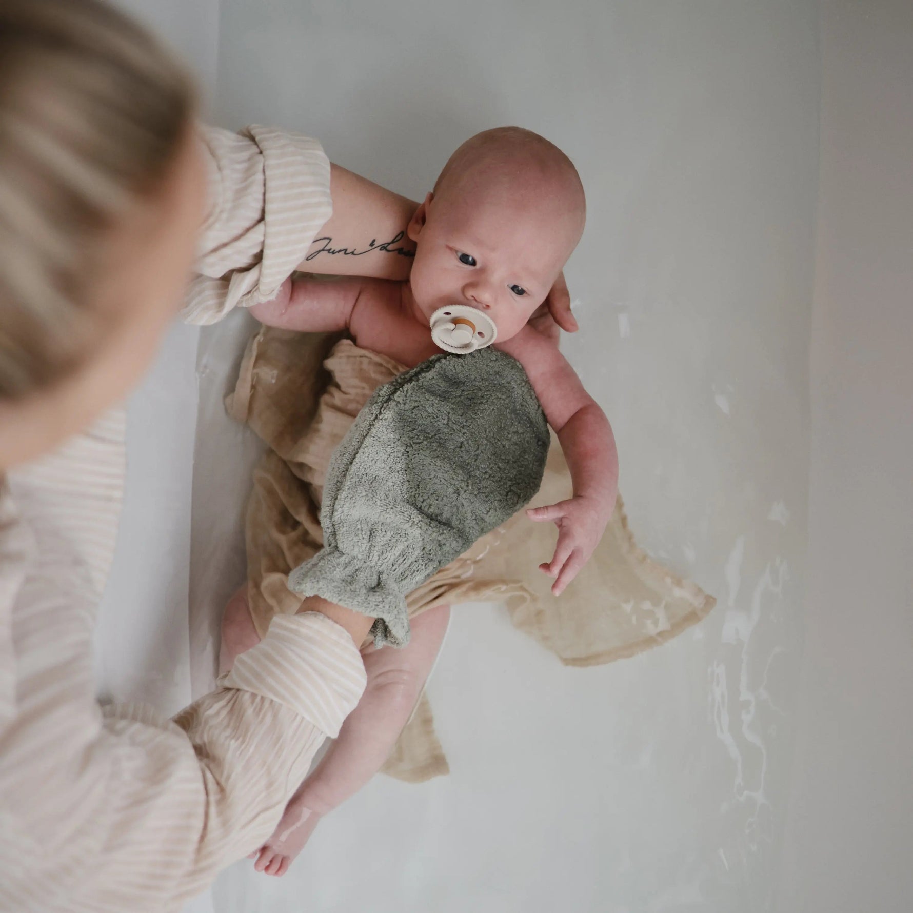Mushie Organic Cotton Bath Mitt - 