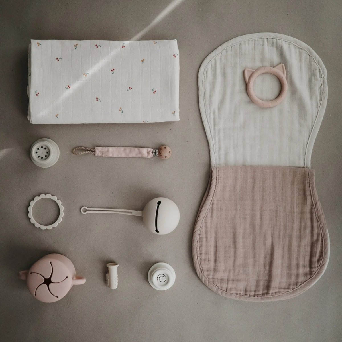 Mushie Organic Cotton Muslin Burp Cloth 2 Pack - Everetts Place Boutique - 