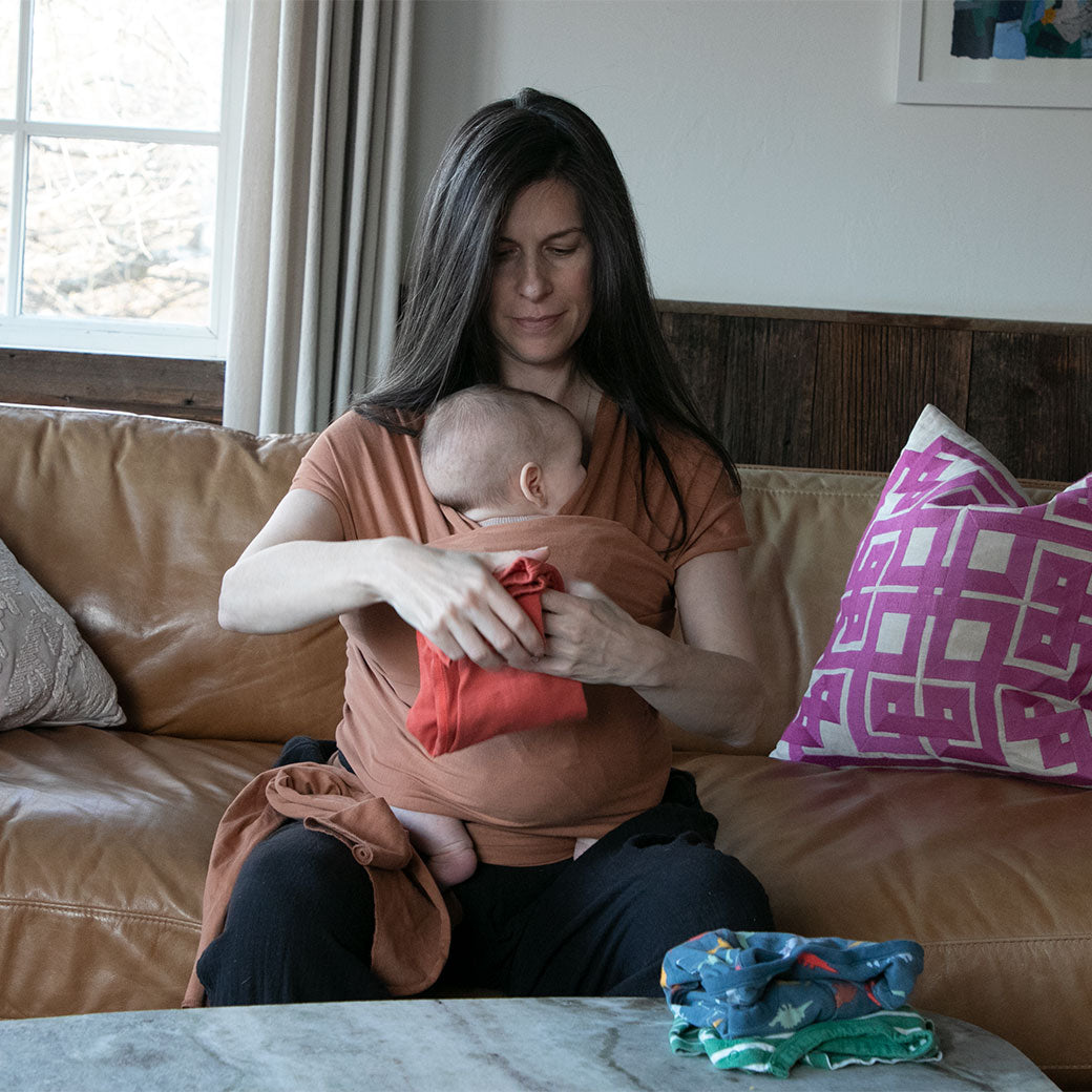 Modern Nursery organic cotton baby wrap, soft and breathable.