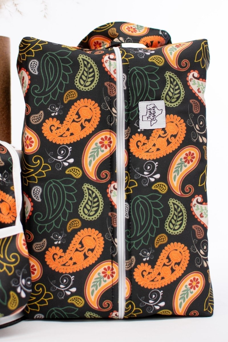 Texas Tushies Paisley Diaper Pod with Zipper Closure for Stylish Parents on the Go - 