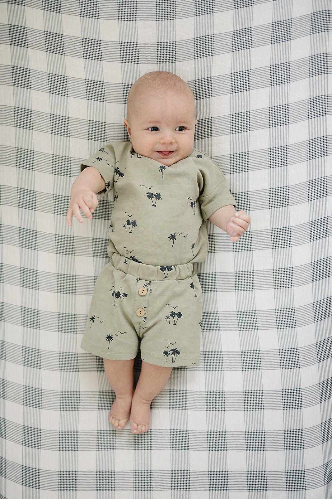 Mebie Baby Palm Tree Button Short Set For Babies And Toddlers Up To 6 Years - 
