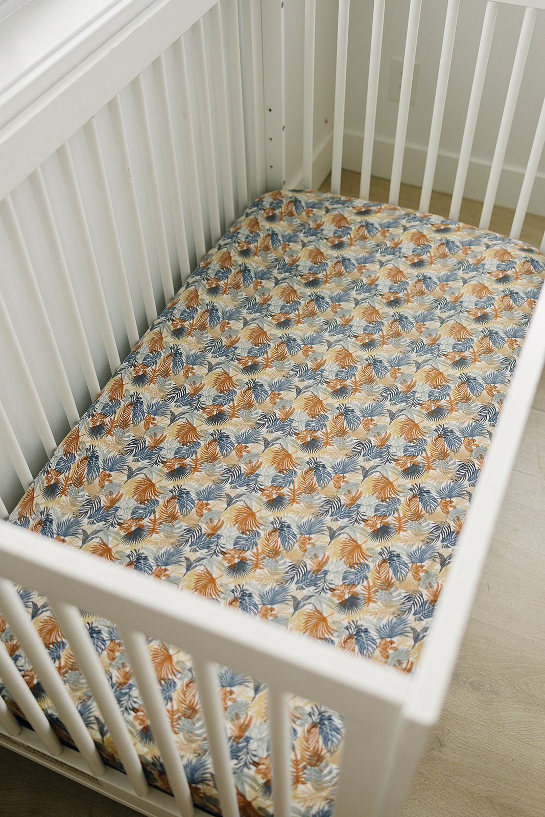 Mebie Baby Paradise Palms Muslin Crib Sheet - 